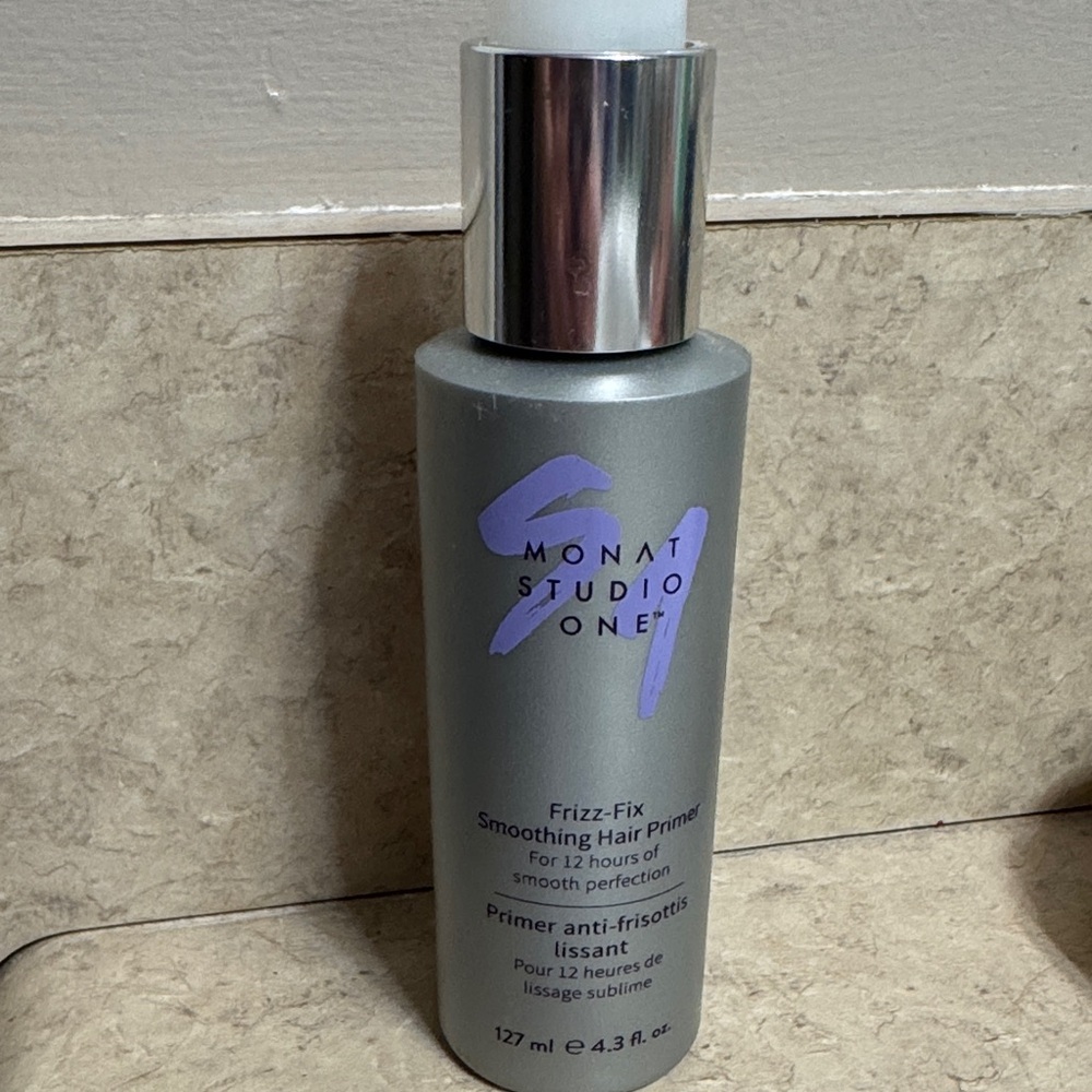 Studio One Frizz-Fix Smoothing Hair Primer - Gray